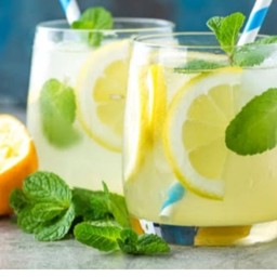 น้ำมะพร้าวโซดา