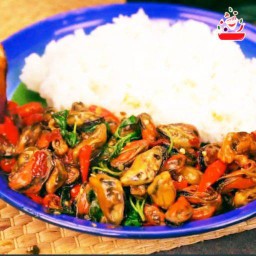 กระเพราหอยแมลงภู่