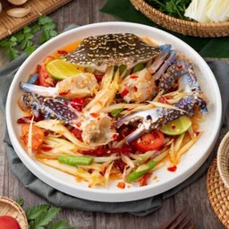ตำปูม้า Som Tam Blue crabs