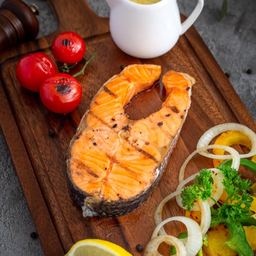 สเต็กแซลม่อน Salmon steak
