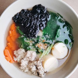 ต้มจืดตำลึงหมูสับ+เต้าหู้ไข่+สาหร่าย