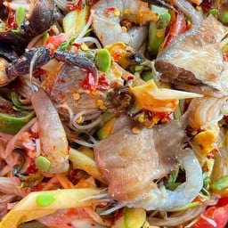 เฟลมมี่ยำแรดนัวร์เวอร์ บ้านฉาง