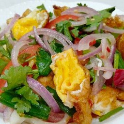 ยำไข่ดาวยั่วๆ