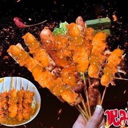 หม่าล่าไก่ย่าง (ไก่ย่างทาเนยราดซอสหม่าล่า)