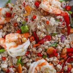ยำวุ้นเส้นโบราณ กุ้ง+หมูสับ
