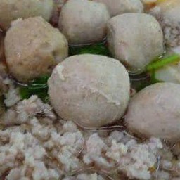 ต้มยำลูกชิ้นหมูสับ (โคตรเเซ่บ)