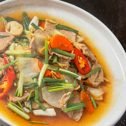 เนื้อผัดนํ้ามันหอย Stir Fried Beef with Oyster Sauce