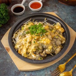 หอยทอดออส่วน Fried Oyster