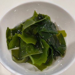 สาหร่ายวากาเมะ