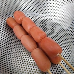 ลูกชิ้นทอดน้องจูน