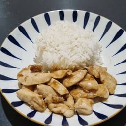 ตู้กับข้าวเพื่อน (รับทำข้าวกล่อง)