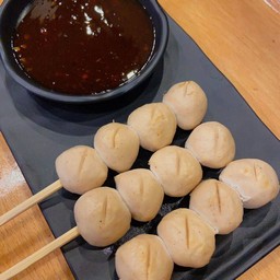 ลูกชิ้นหมู 3 ไม้