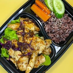 แคลเบลค สเต็กและอาหารคลีน Calbrake steak and healthy food รัชดา 36  แยก 13