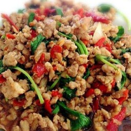 กระเพราหมูสับ (เป็นกับข้าวจ้า)