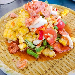 ตำไทยข้าวโพดใข่เค็ม