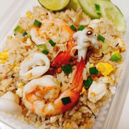 ข้าวผัดทะเล