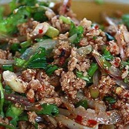 ลาบเนื้อสับห๊อมหอม