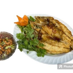 ปลากะพงทอดน้ำปลา