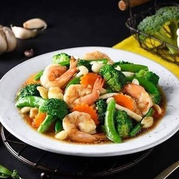 ข้าวผัดผักรวม