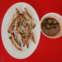 ร้านลาบชัยภูมิบ้านกล้วย