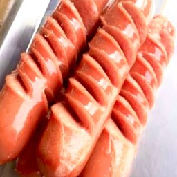 ไส้กรอกแดงรมควัน 3 ไม้