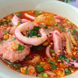 ก๋วยเตี๋ยวต้มยำ7ยอด