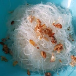 วุ้นเส้นลวก