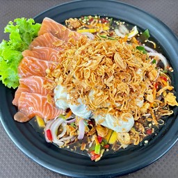 ยำแซลมอน หอยนางรม