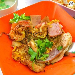 คั่วไก่+แฮม+กุ้ง