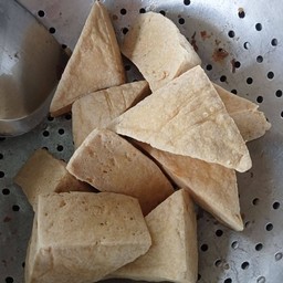 เต้าหู้ทอด ชุดละ