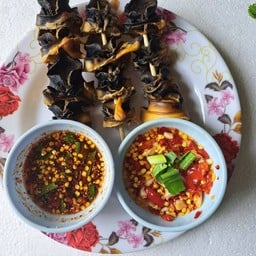 หอยนาย่าง