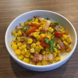 ข้าวโพดผัดเบค่อน