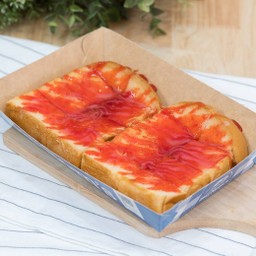 ปังปิ้งสตอเบอร์รี่ (1 คู่) Toasted Bread with Strawberry (1 pair)
