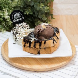 มินิโทสต์ ช็อกโกแลต Mini Toast Chocolate with Chocolate Ice Cream 