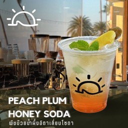 Peach plum honey soda พีชบ๋วย น้ำผึ้ง โซดา