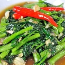 ผักบุ้งไฟแดง