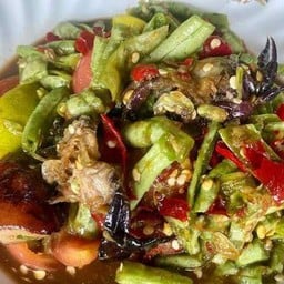 ส้มตำสายฝน -
