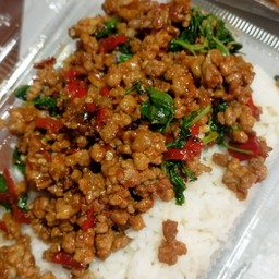 กะเพราหมูสับ