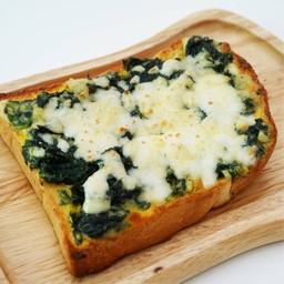 ปังปิ้งผักโขมมั่วชีส  Spinach Cheese Toast