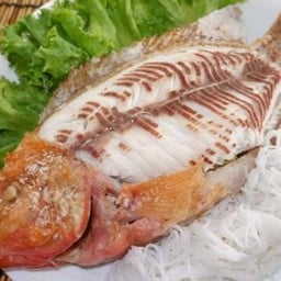 แม่โจ้หมูอบโอ่ง-แกงถุง