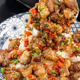 ข้าวกระเพราผัดเเห้ง