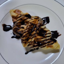 (3 ชิ้น) croffle chocolate sauce