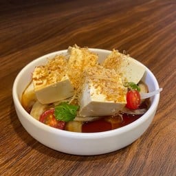 สลัดเต้าหู้เย็น