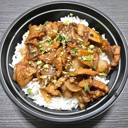 ข้าวหน้าหมูญี่ปุ่น