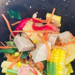 ตำข้าวโพดหมูยอ