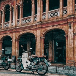 ร้านวินเทจ วันหยุดคนเยอะมาก แนะนำให้ไปเข้าๆตอนร้านเปิด