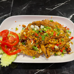ปีกไก่ทอดคั่วพริกเกลือ