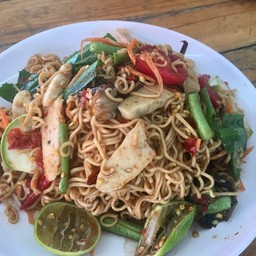 ตำมาม่าปลาร้า