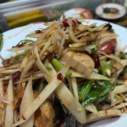 ตำหมูยอ