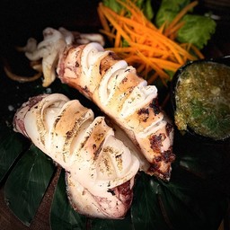 หมึกไข่ย่าง
